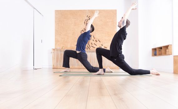 Yogapose Asana Männeryoga YogaJunx