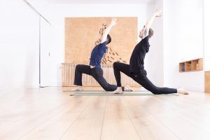 Yogapose Asana Männeryoga YogaJunx